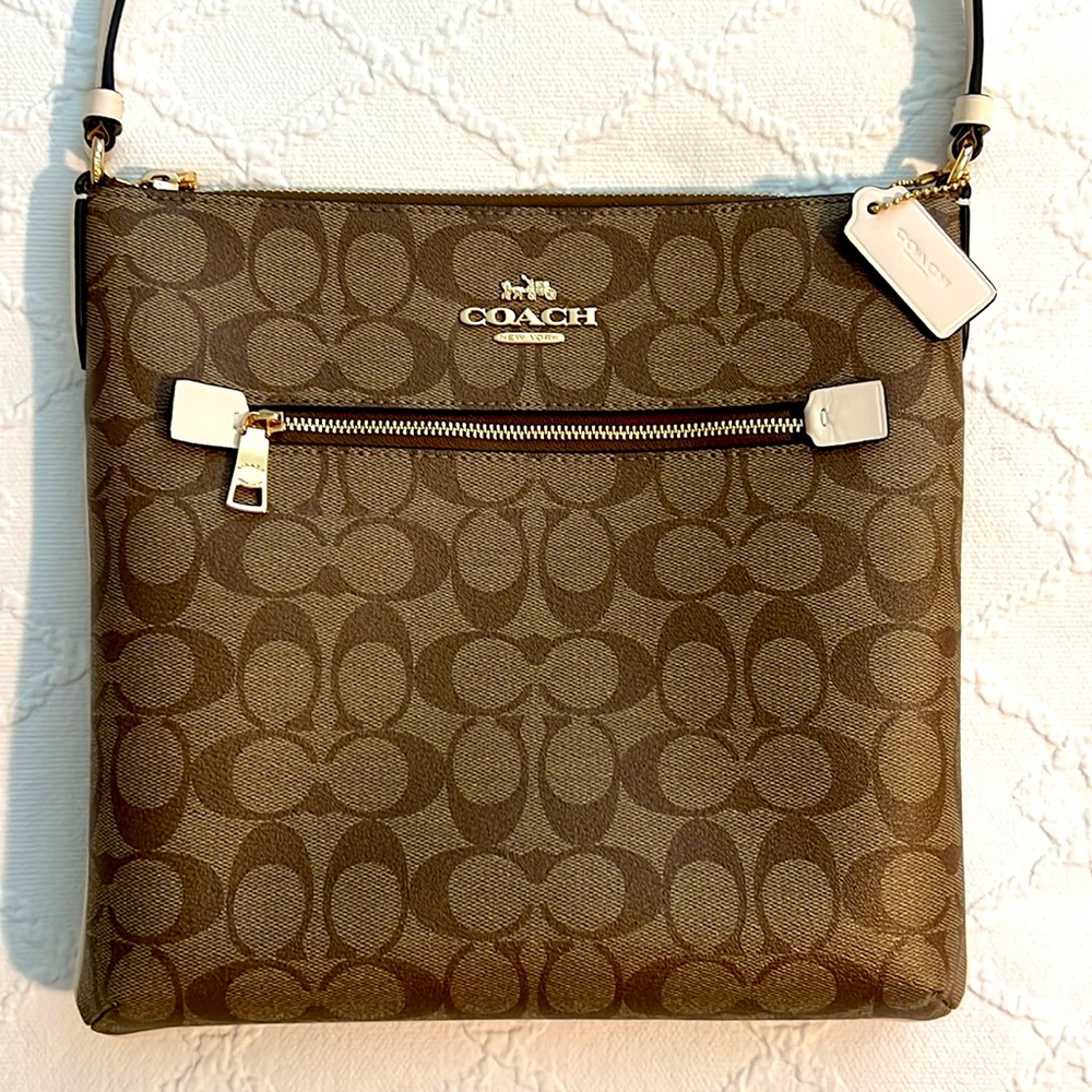 Rarely used Authentic Coach shoulder bag